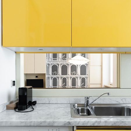 Elegante Bilocale In Montenapoleone - Brera Milan Bagian luar foto