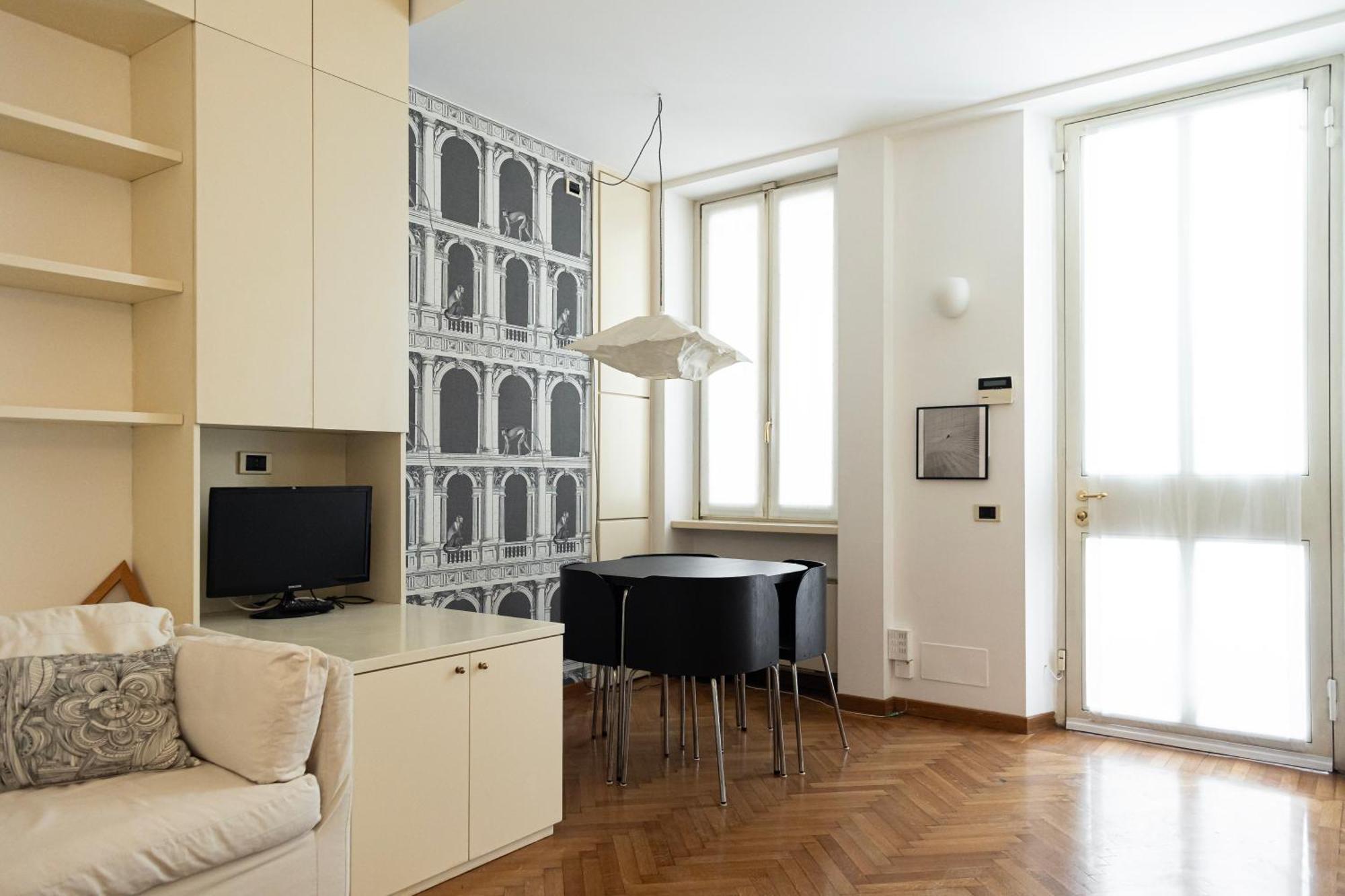 Elegante Bilocale In Montenapoleone - Brera Milan Bagian luar foto