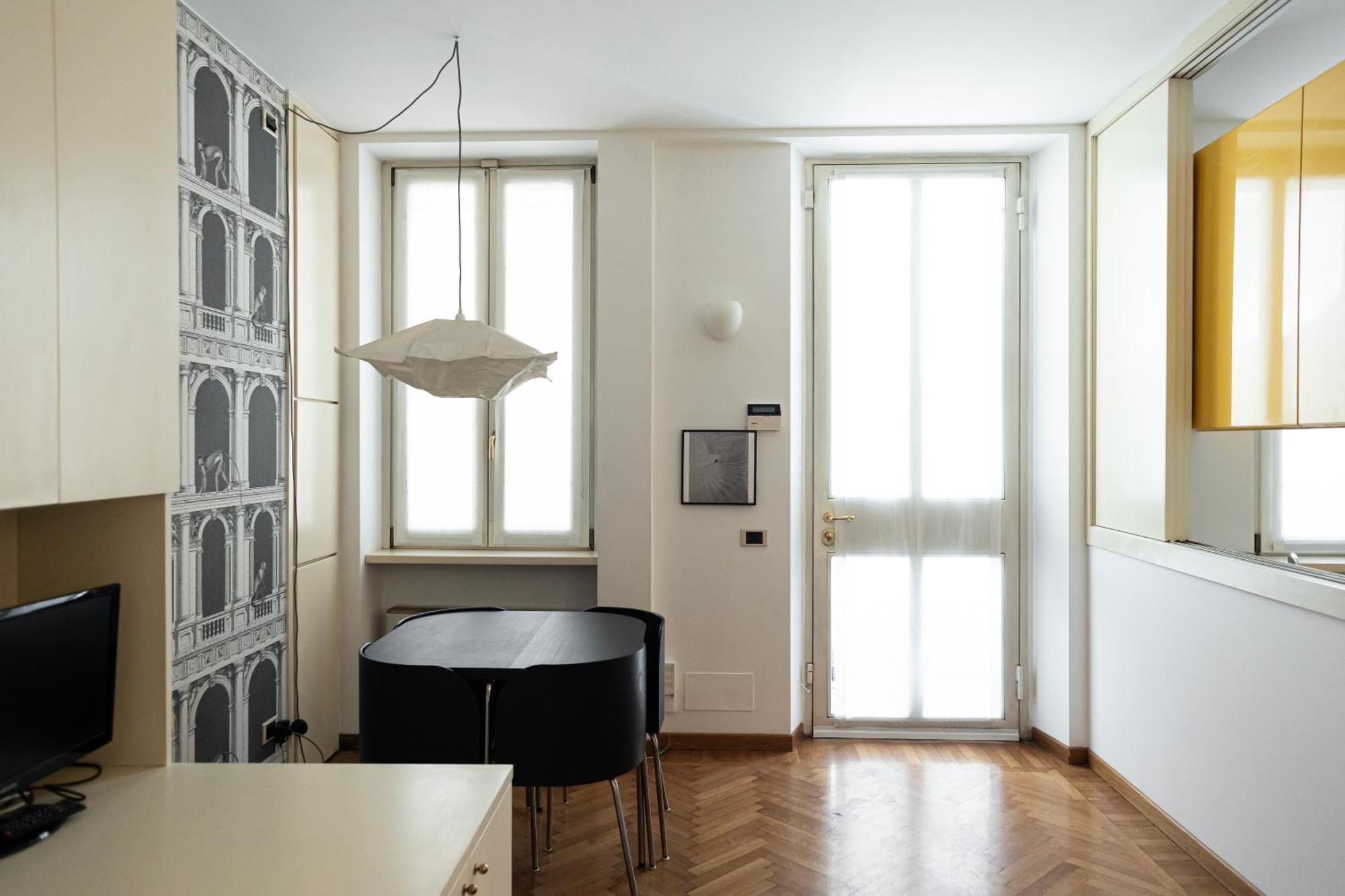 Elegante Bilocale In Montenapoleone - Brera Milan Bagian luar foto